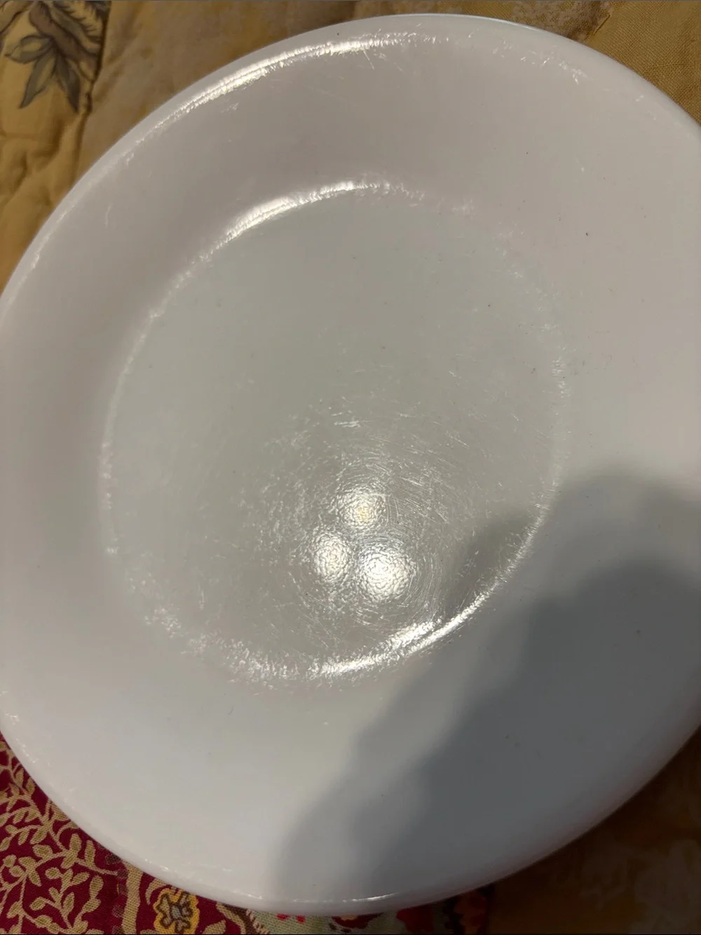 N/A plain white
